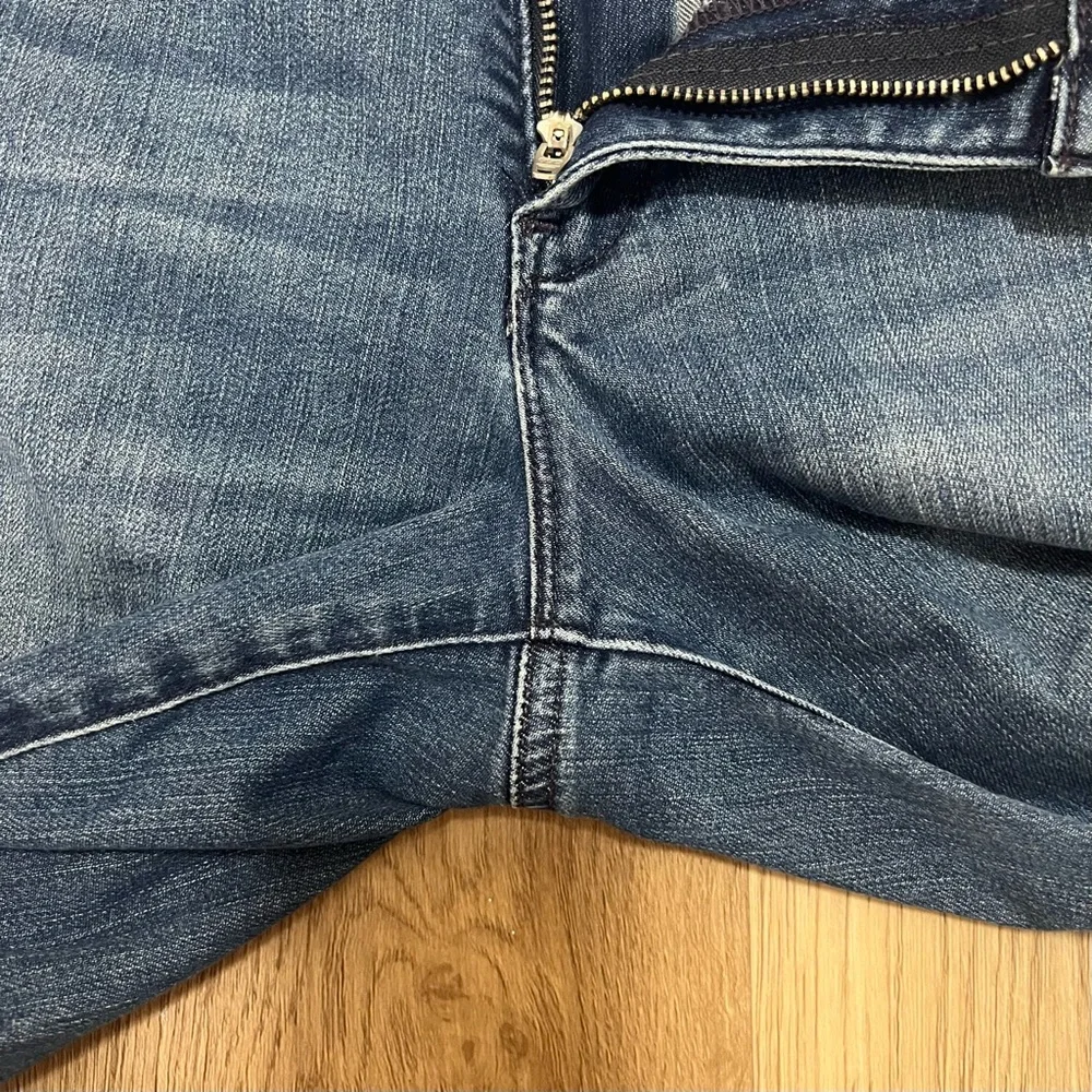 Athleta Sculptek Skinny Jeans Raw Hem Stretch Sculpting Denim Size 4